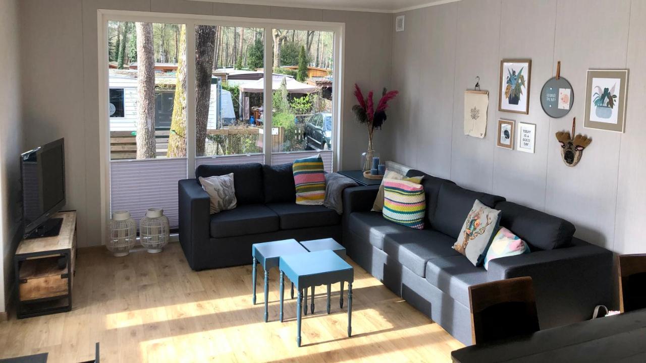 Luxe Chalet bij Hoenderloo - recreation only Buitenkant foto