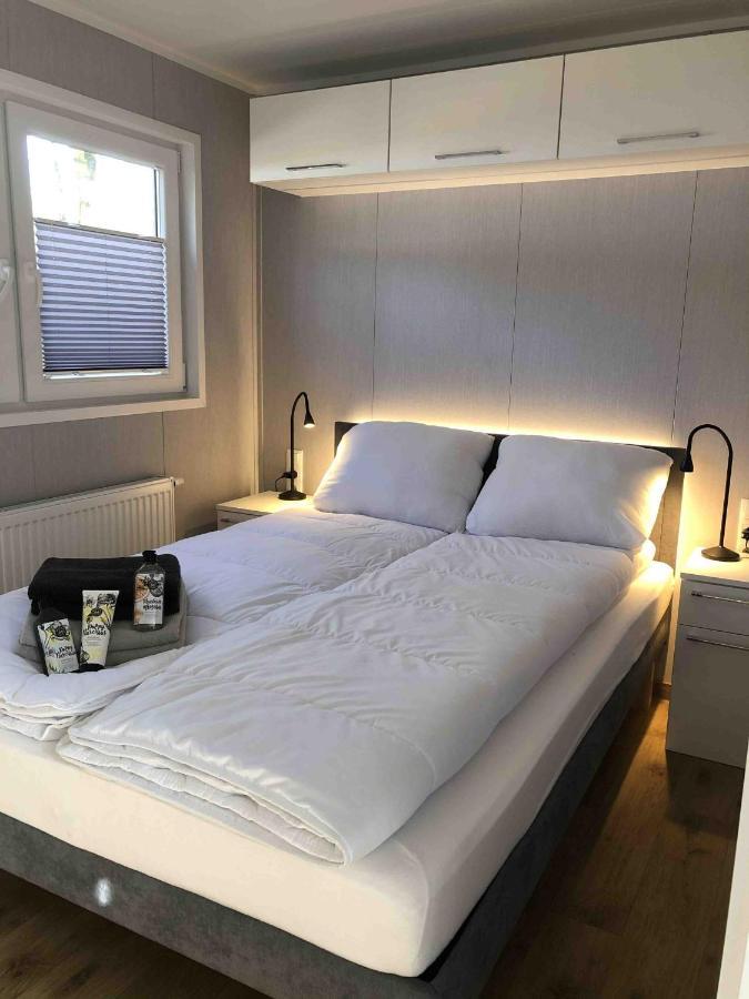 Luxe Chalet bij Hoenderloo - recreation only Buitenkant foto